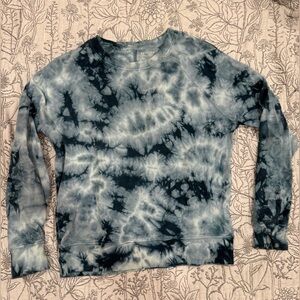 Athleta Tie-Dye Long Sleeve Sweatshirt